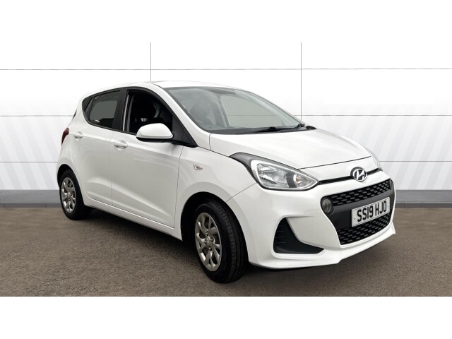 Main listing image - Hyundai i10