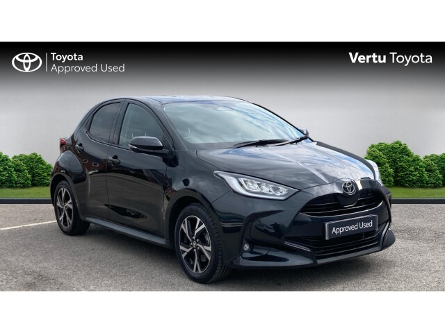 Main listing image - Toyota Yaris