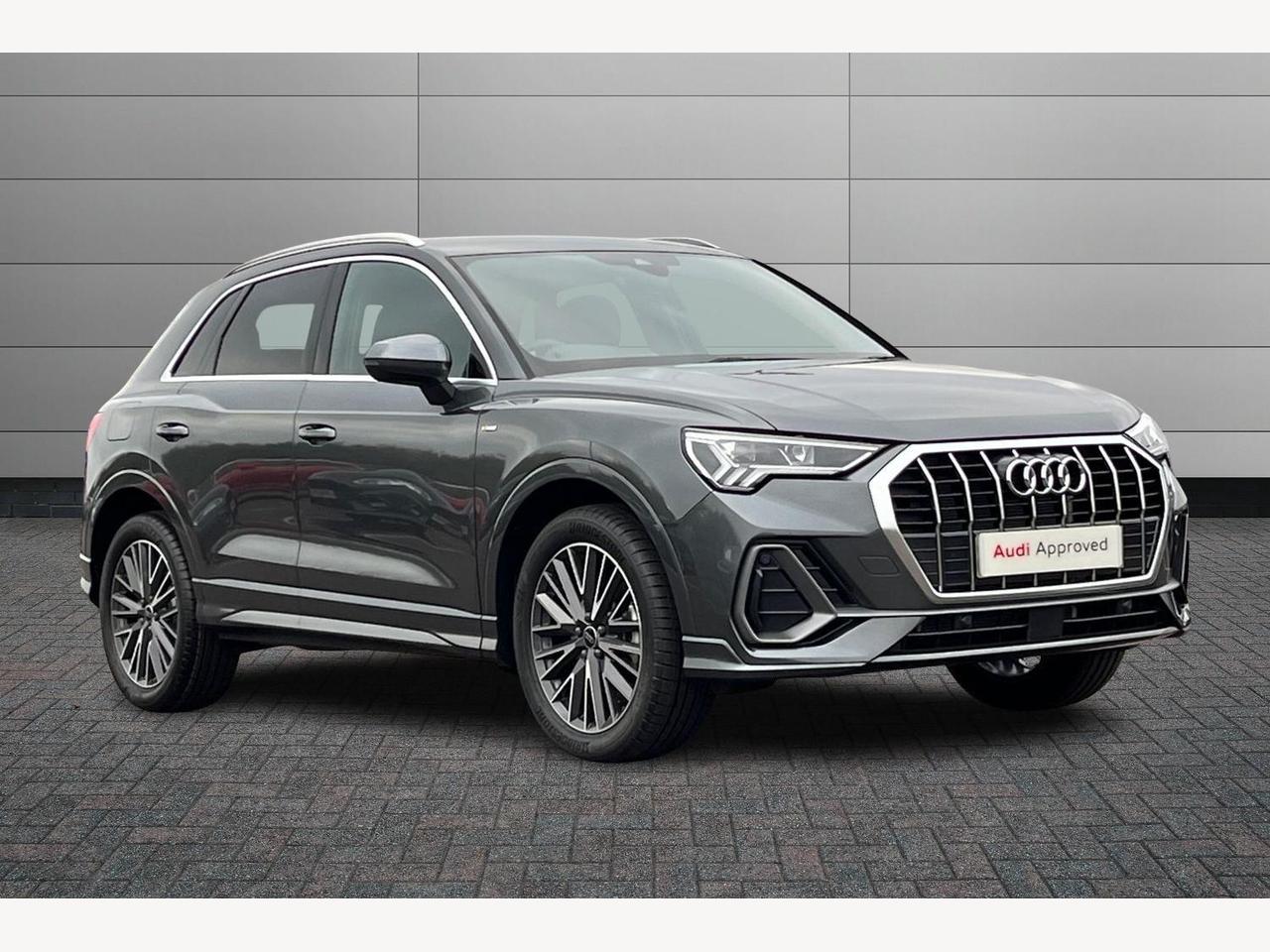 Main listing image - Audi Q3