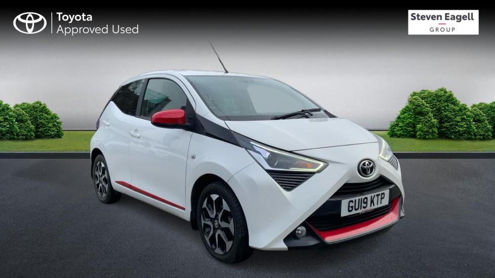 Main listing image - Toyota Aygo