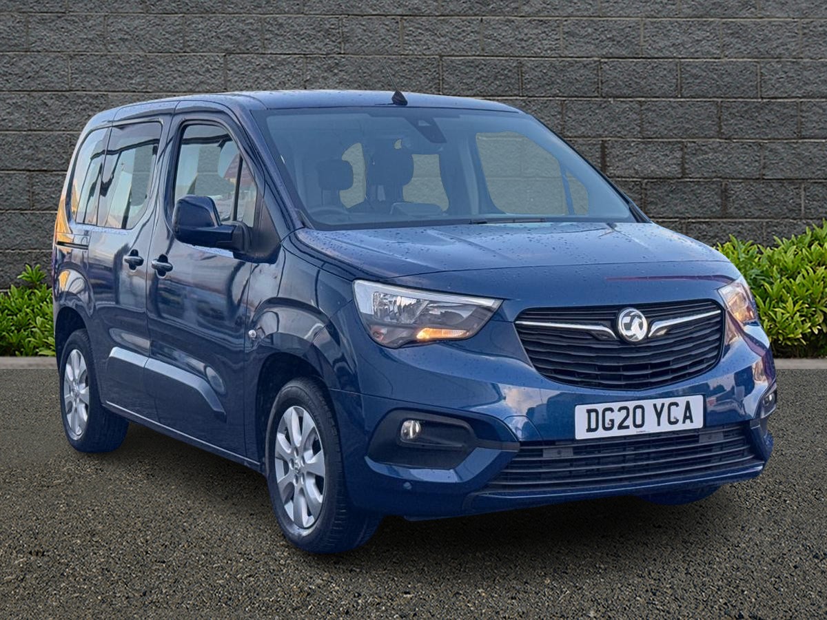 Main listing image - Vauxhall Combo Life