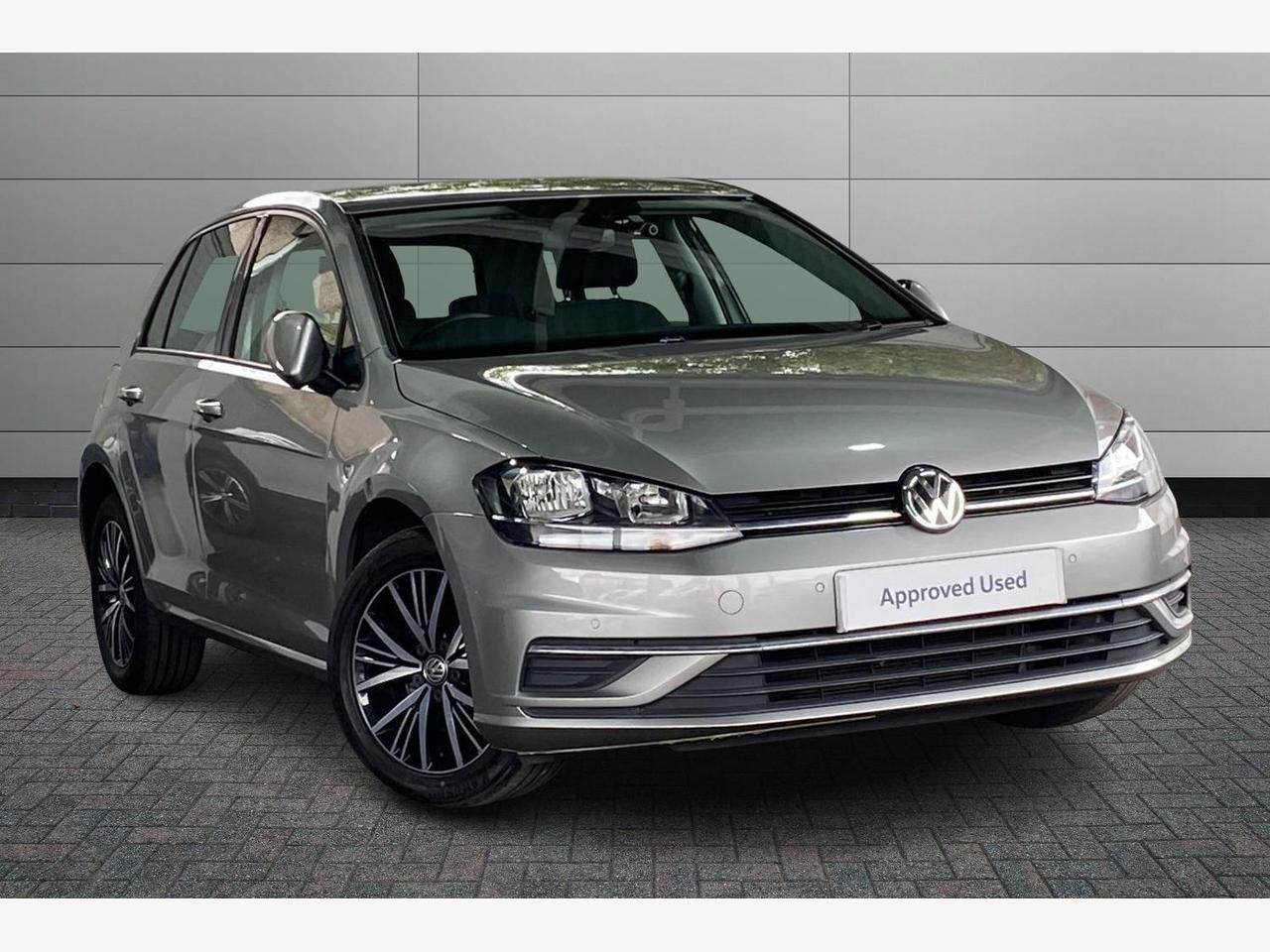 Main listing image - Volkswagen Golf