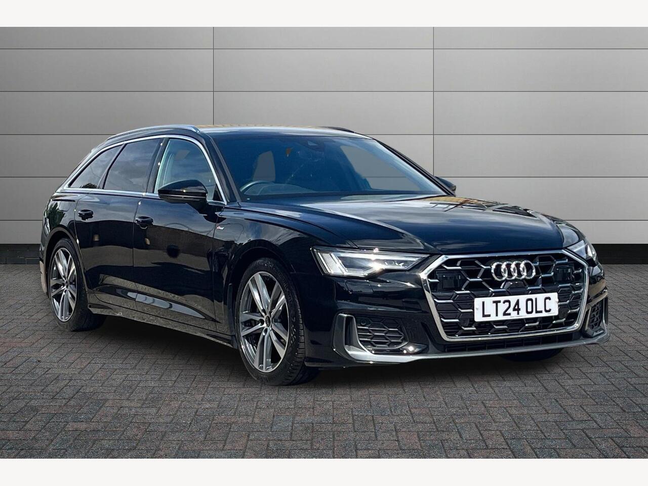 Main listing image - Audi A6