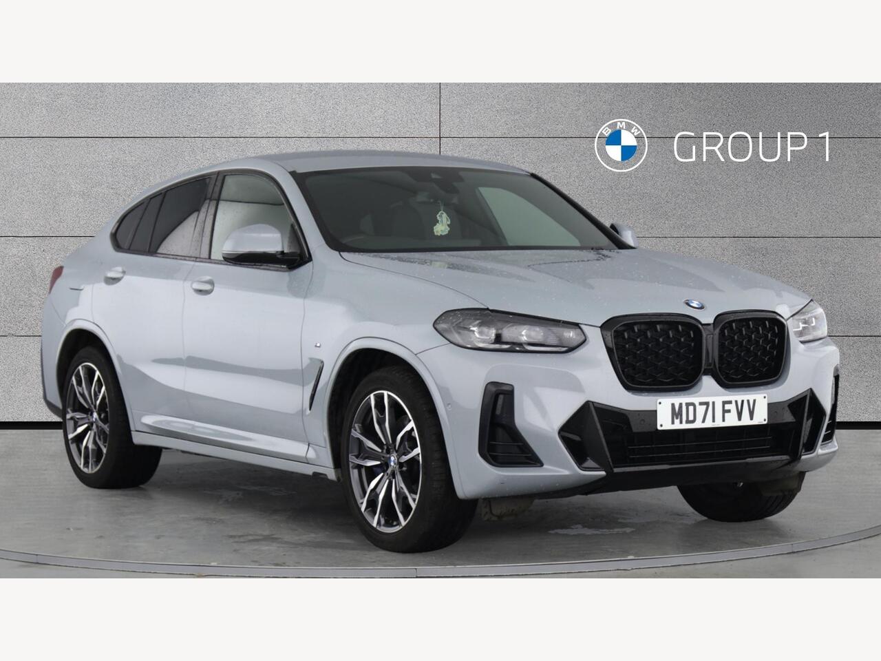 Main listing image - BMW X4