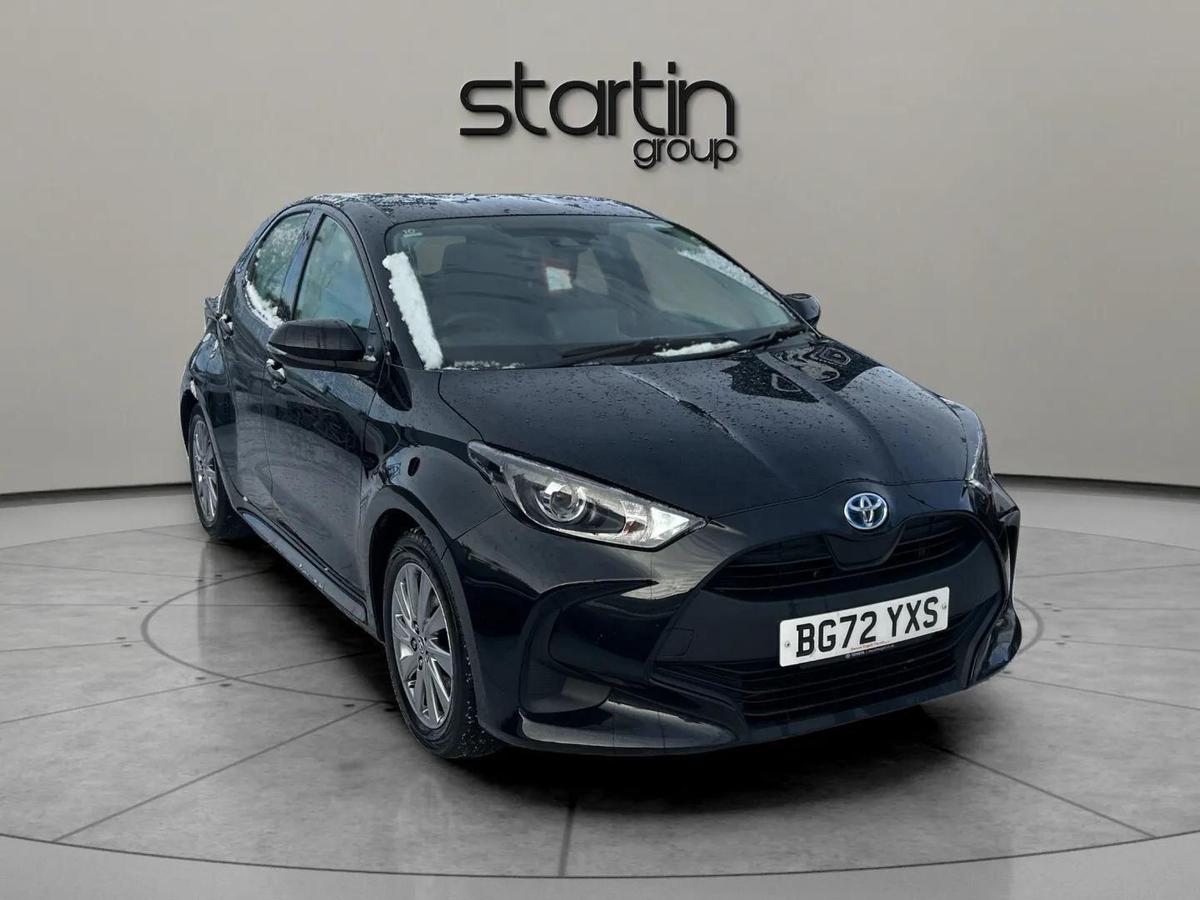 Main listing image - Toyota Yaris