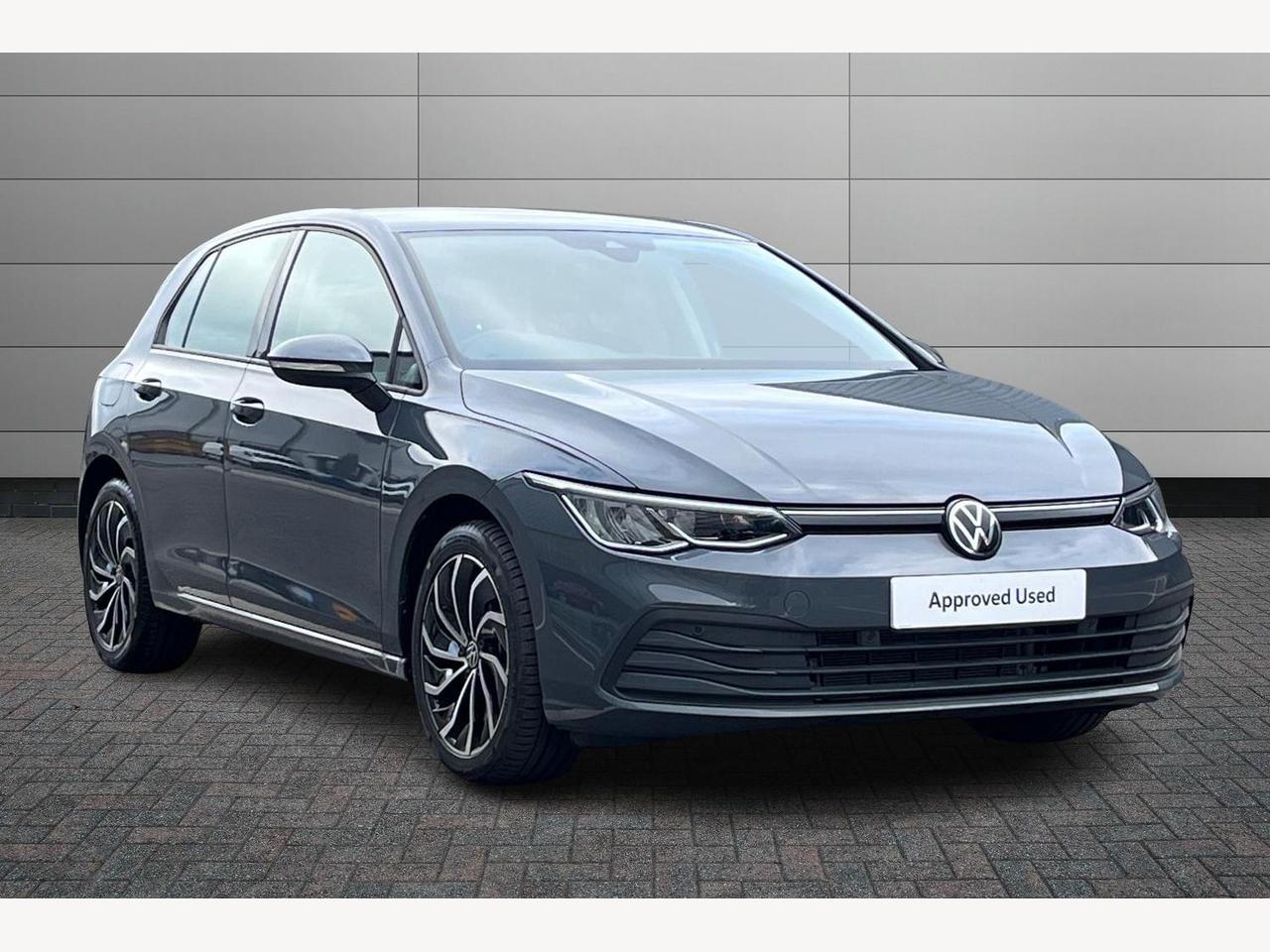 Main listing image - Volkswagen Golf