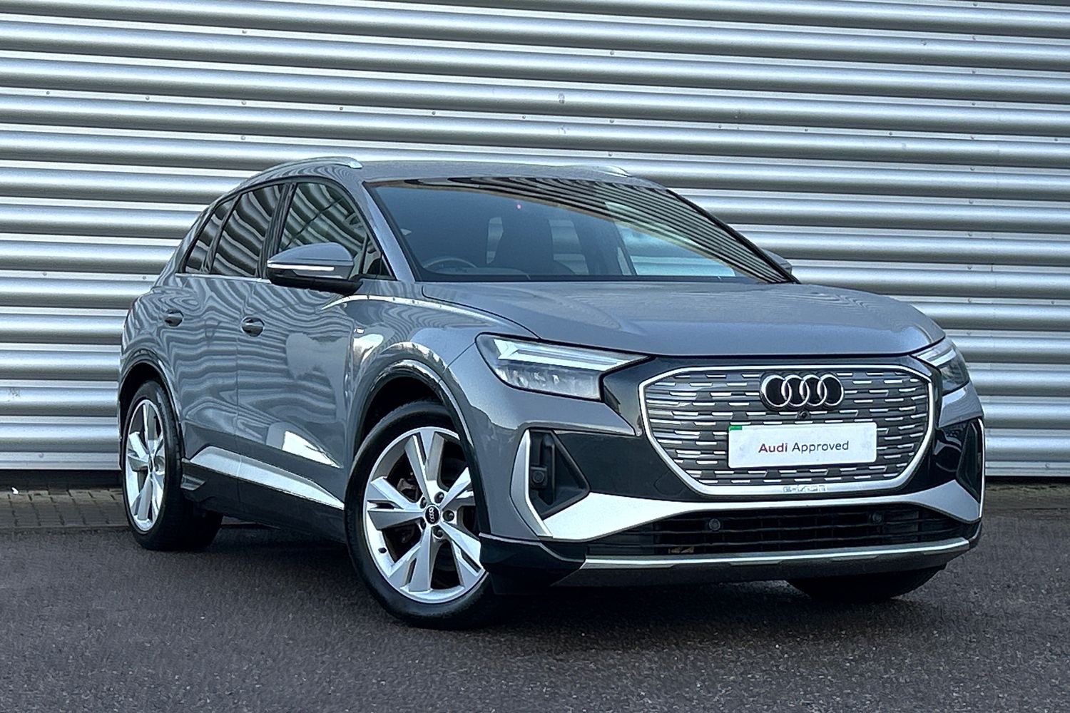 Main listing image - Audi Q4