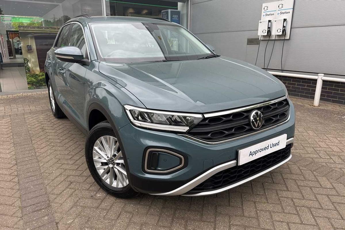 Main listing image - Volkswagen T-Roc