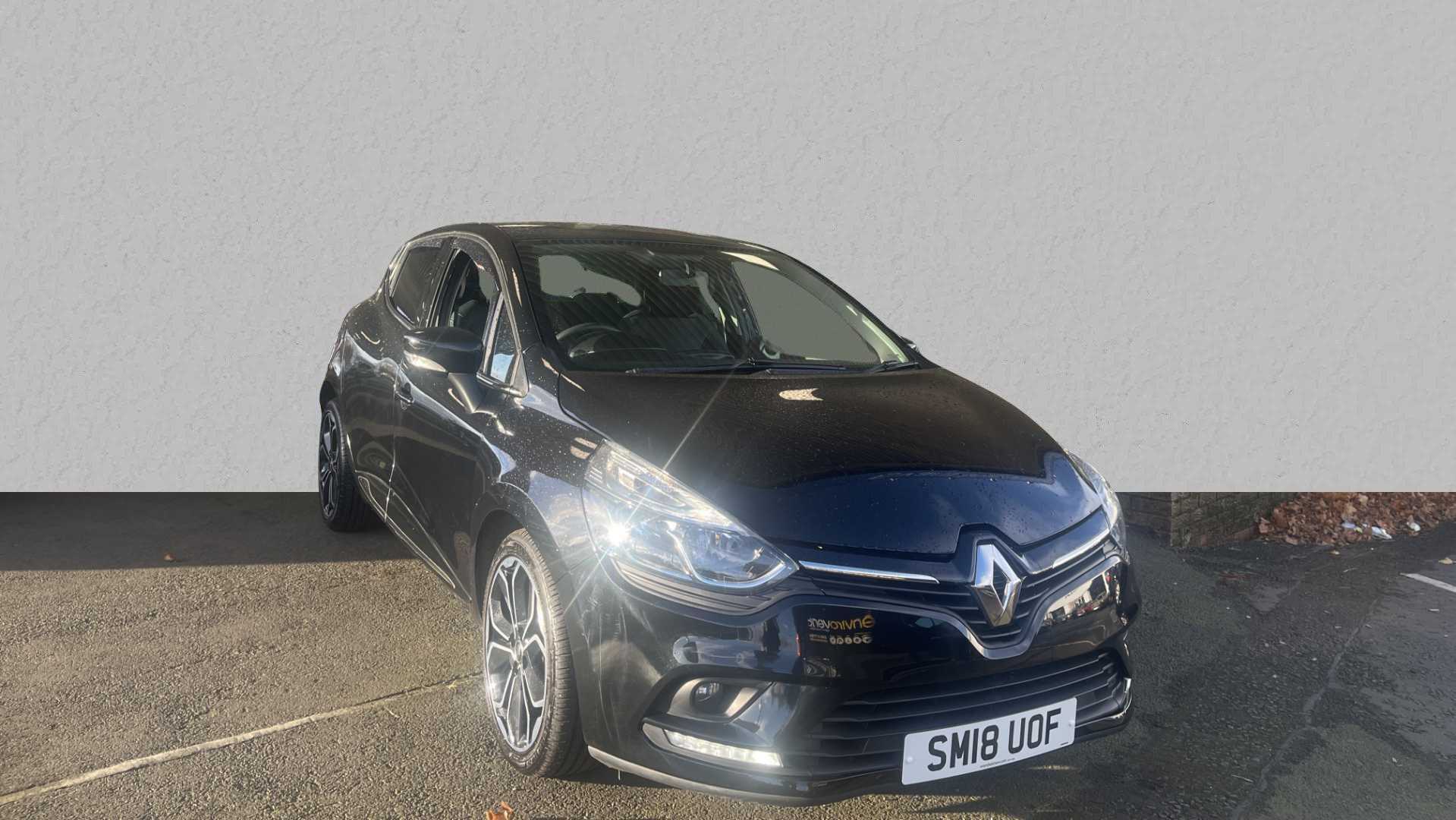 Main listing image - Renault Clio