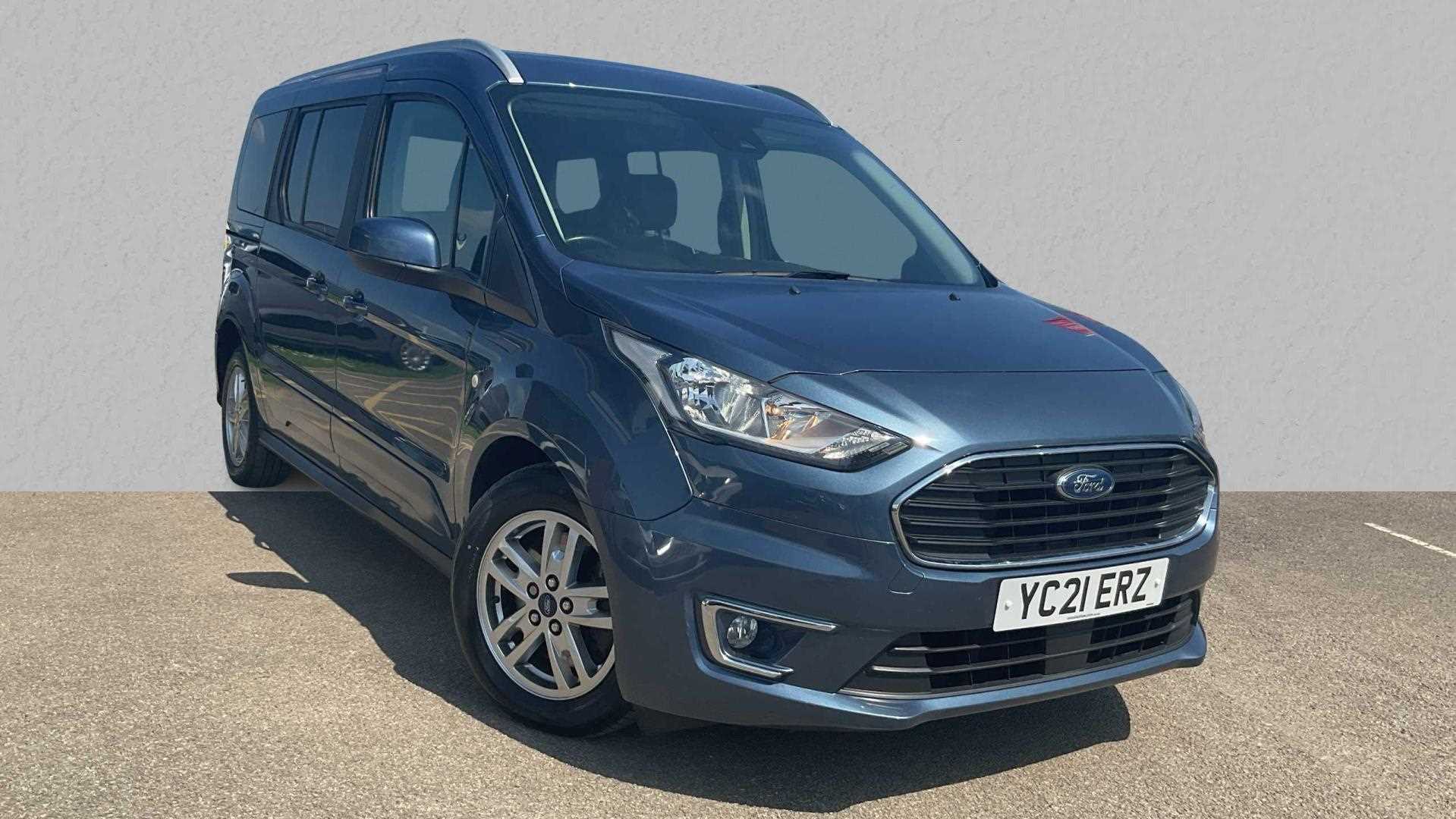 Main listing image - Ford Grand Tourneo Connect
