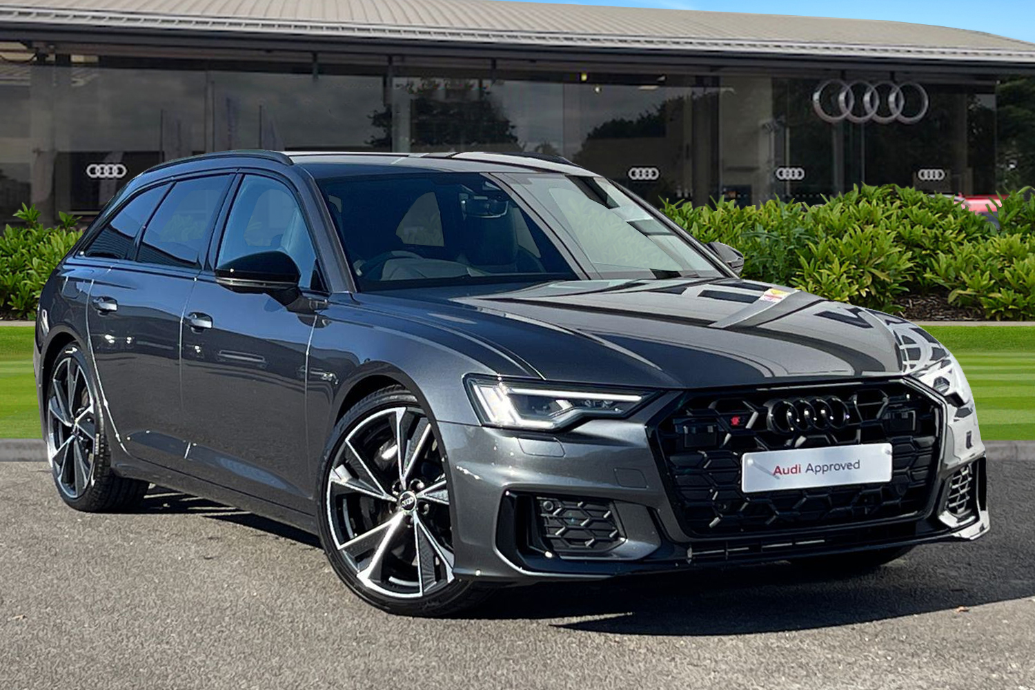 Main listing image - Audi S6