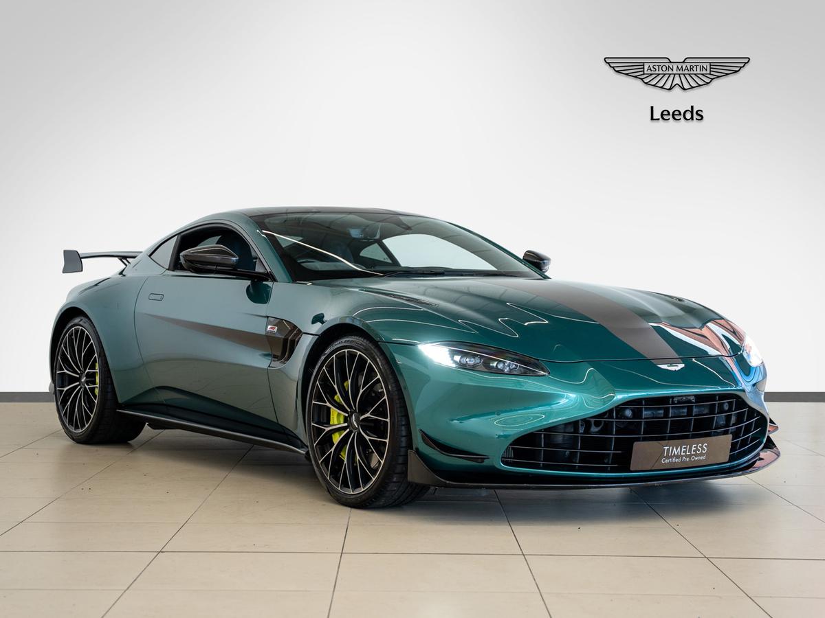 Main listing image - Aston Martin Vantage