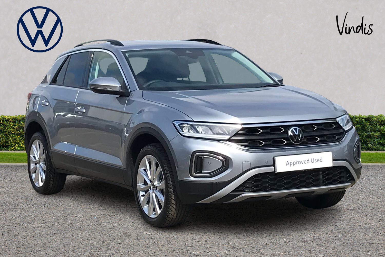 Main listing image - Volkswagen T-Roc
