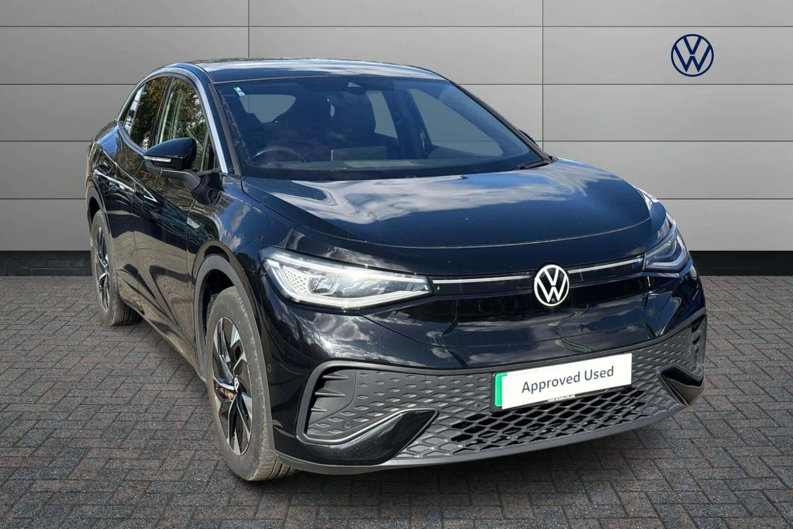 Main listing image - Volkswagen ID.5