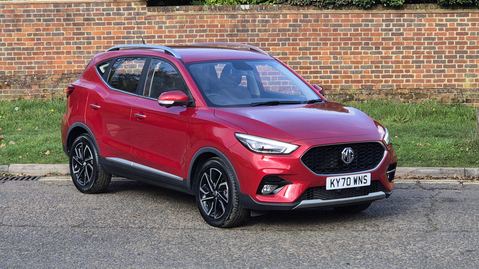 Main listing image - MG ZS