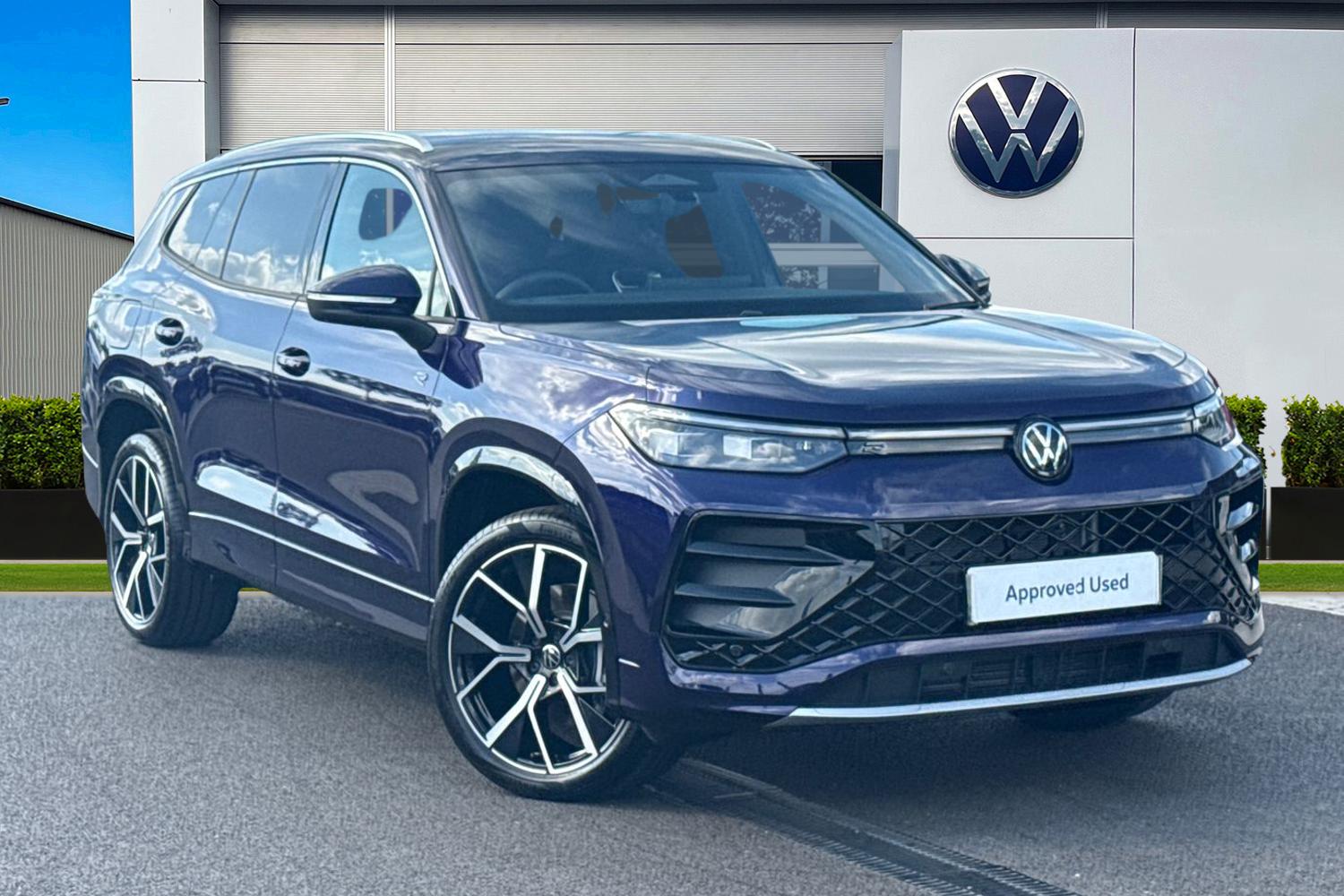 Main listing image - Volkswagen Tayron