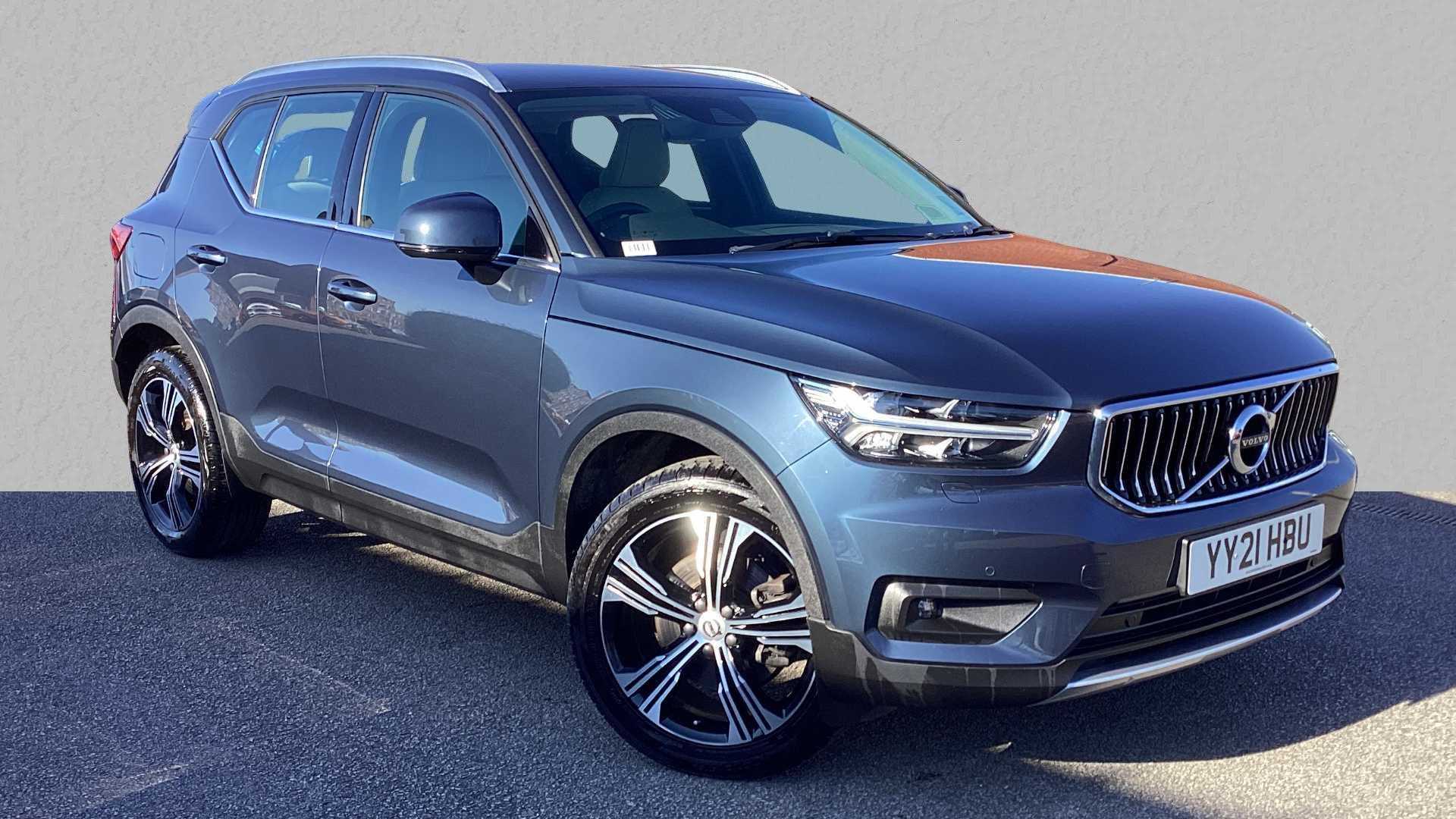 Main listing image - Volvo XC40