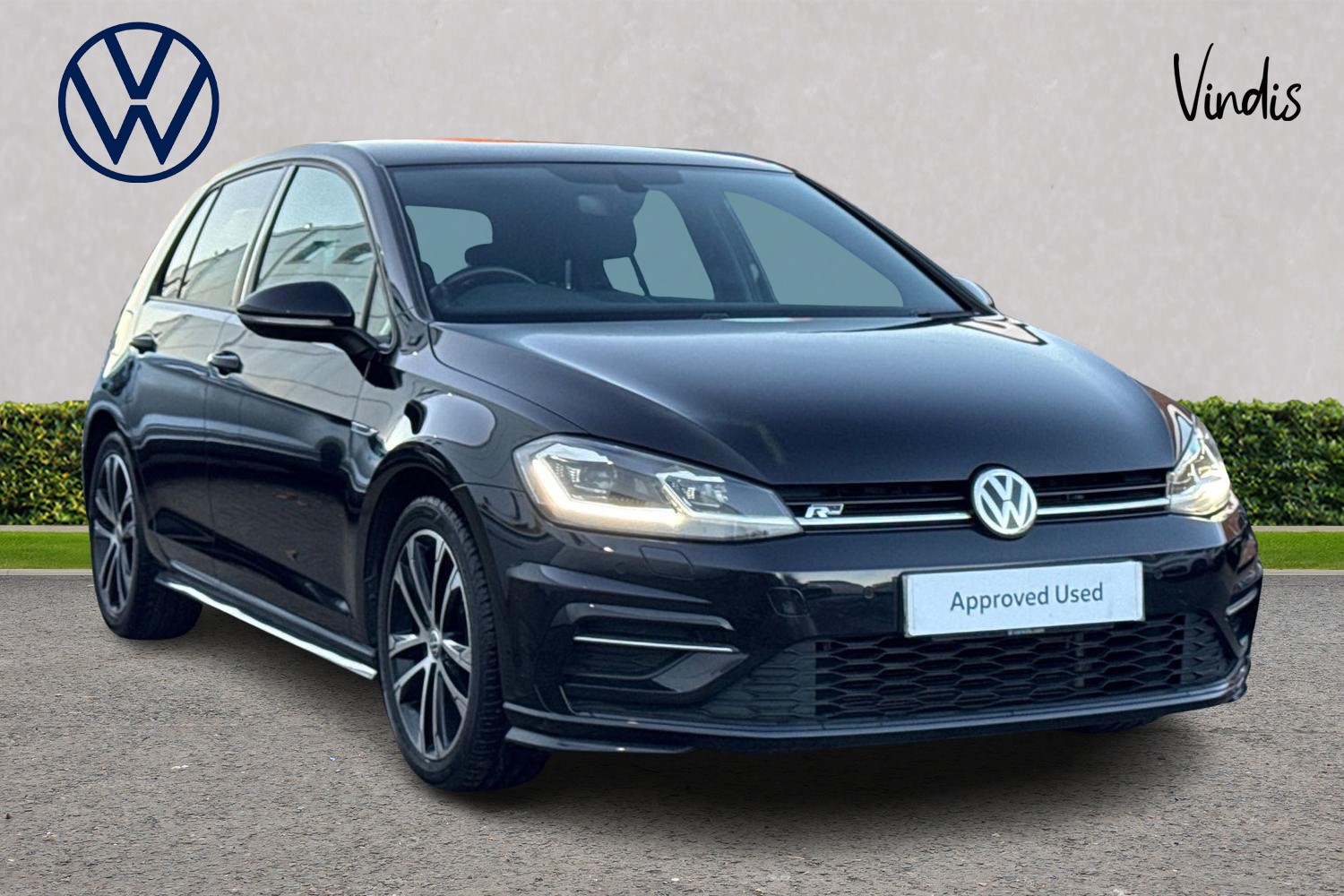 Main listing image - Volkswagen Golf