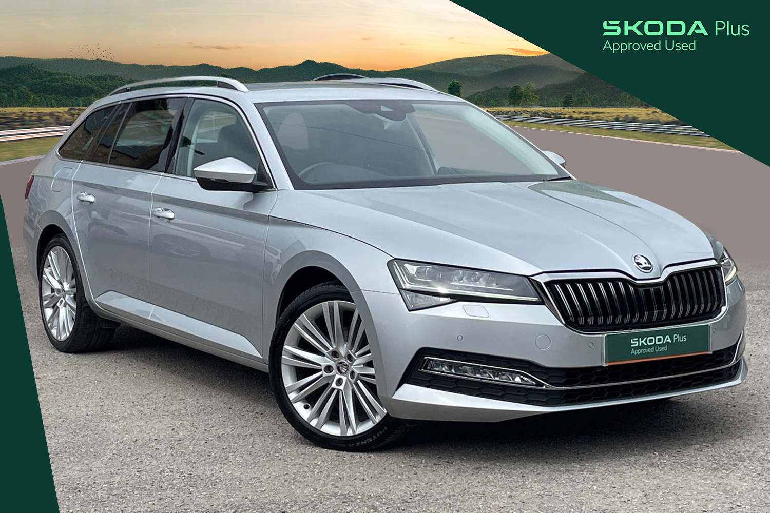 Main listing image - Skoda Superb Estate