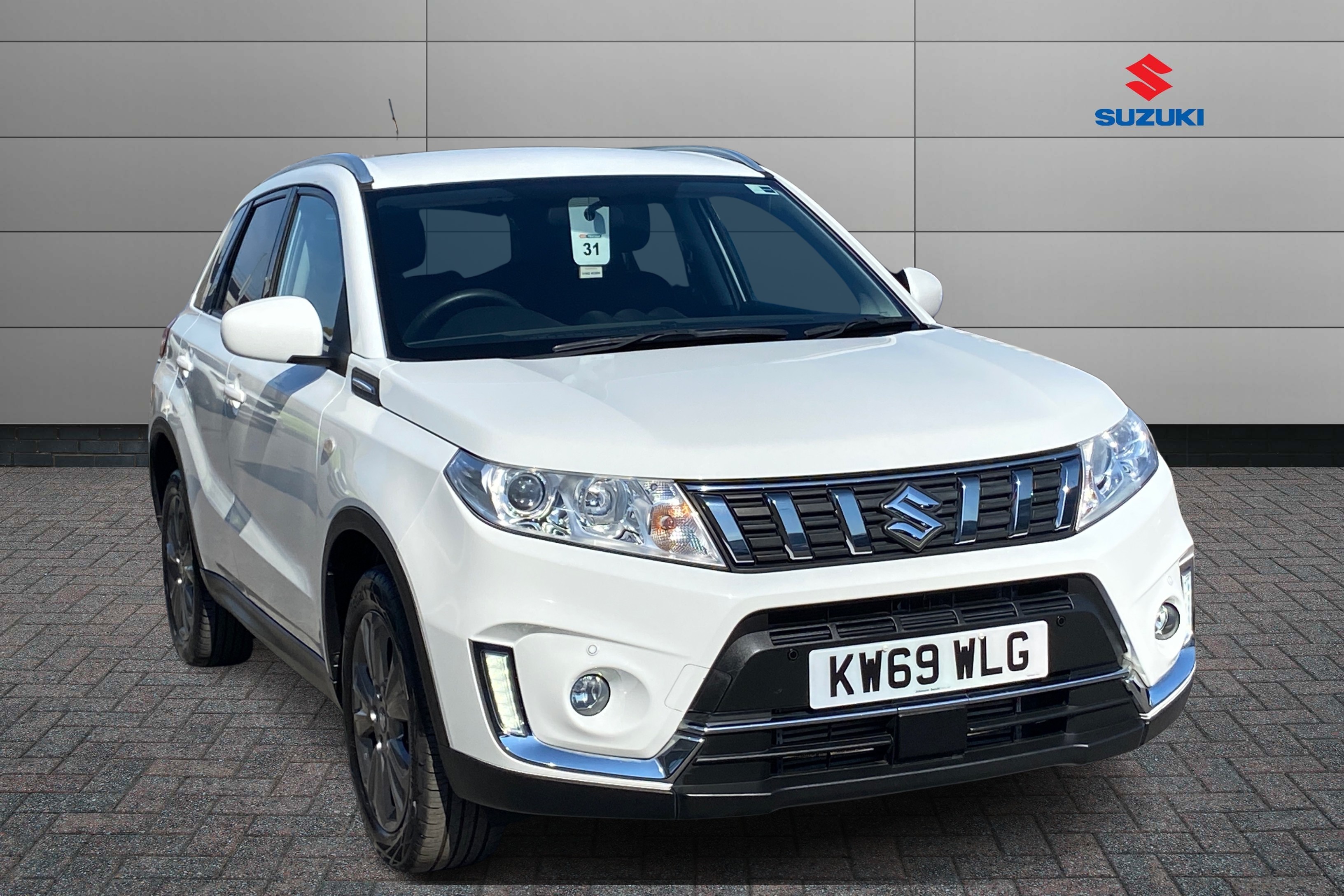 Main listing image - Suzuki Vitara