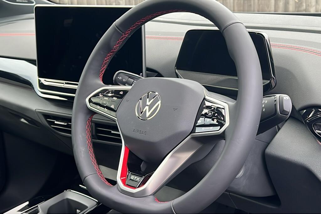 Main listing image - Volkswagen ID.4