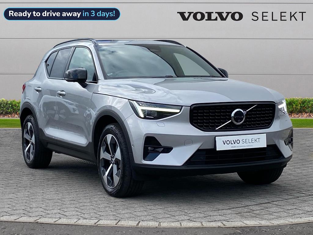 Main listing image - Volvo XC40