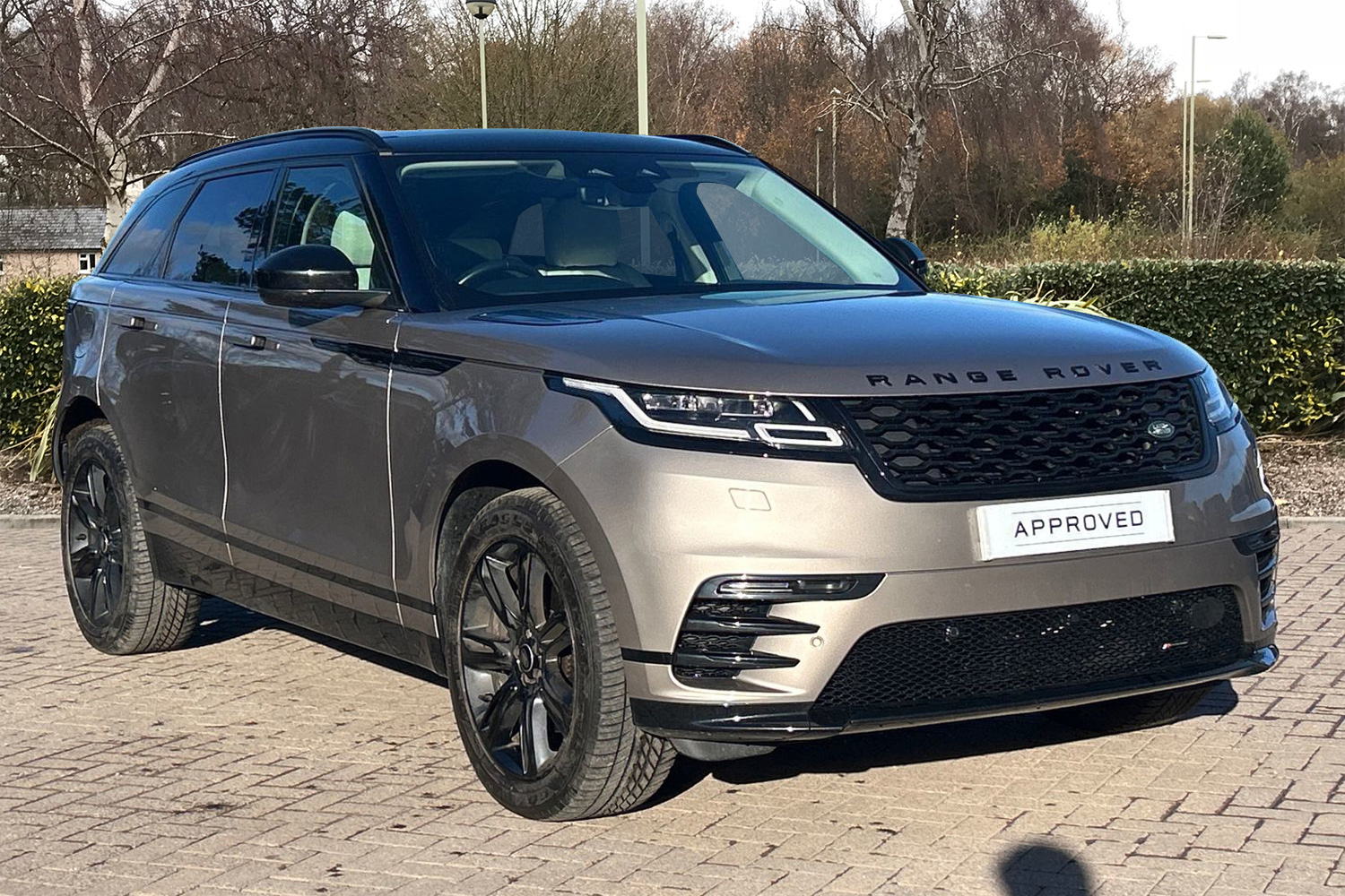 Main listing image - Land Rover Range Rover Velar