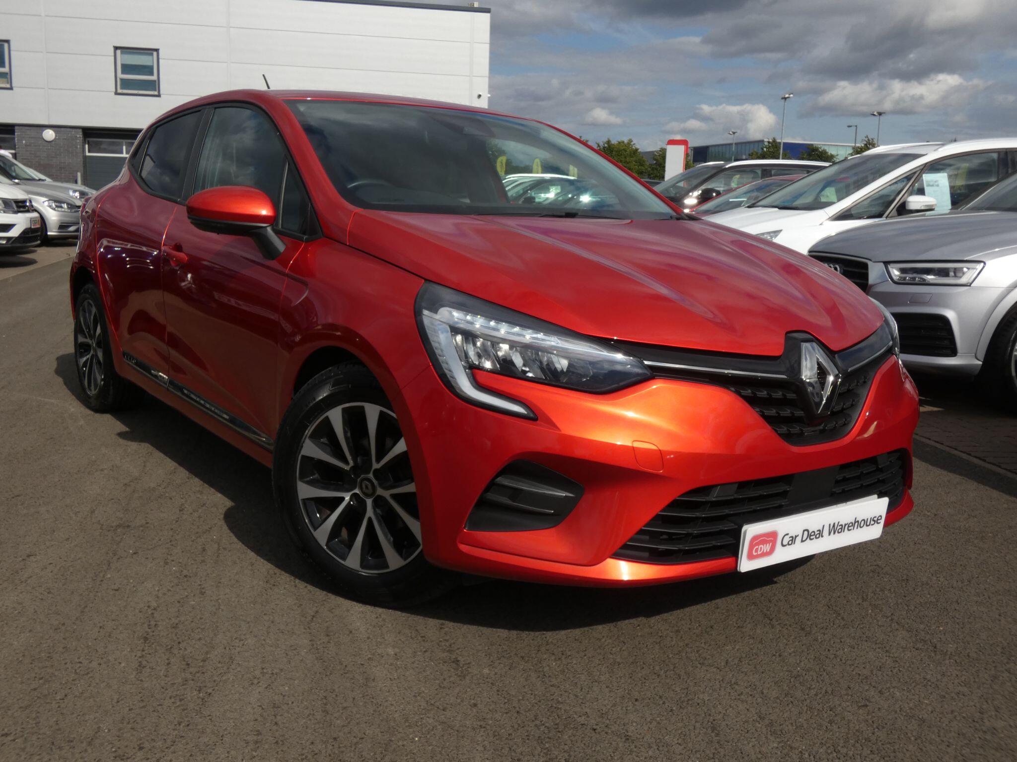 Main listing image - Renault Clio