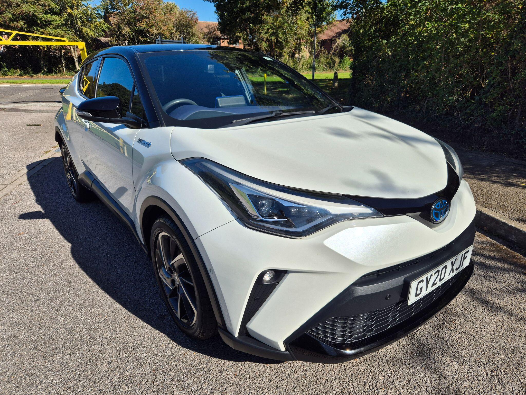 Main listing image - Toyota C-HR