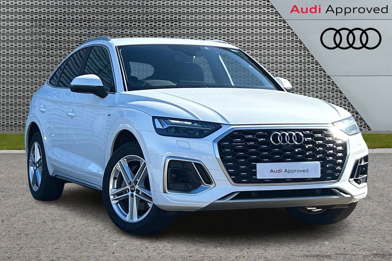 Main listing image - Audi Q5 Sportback