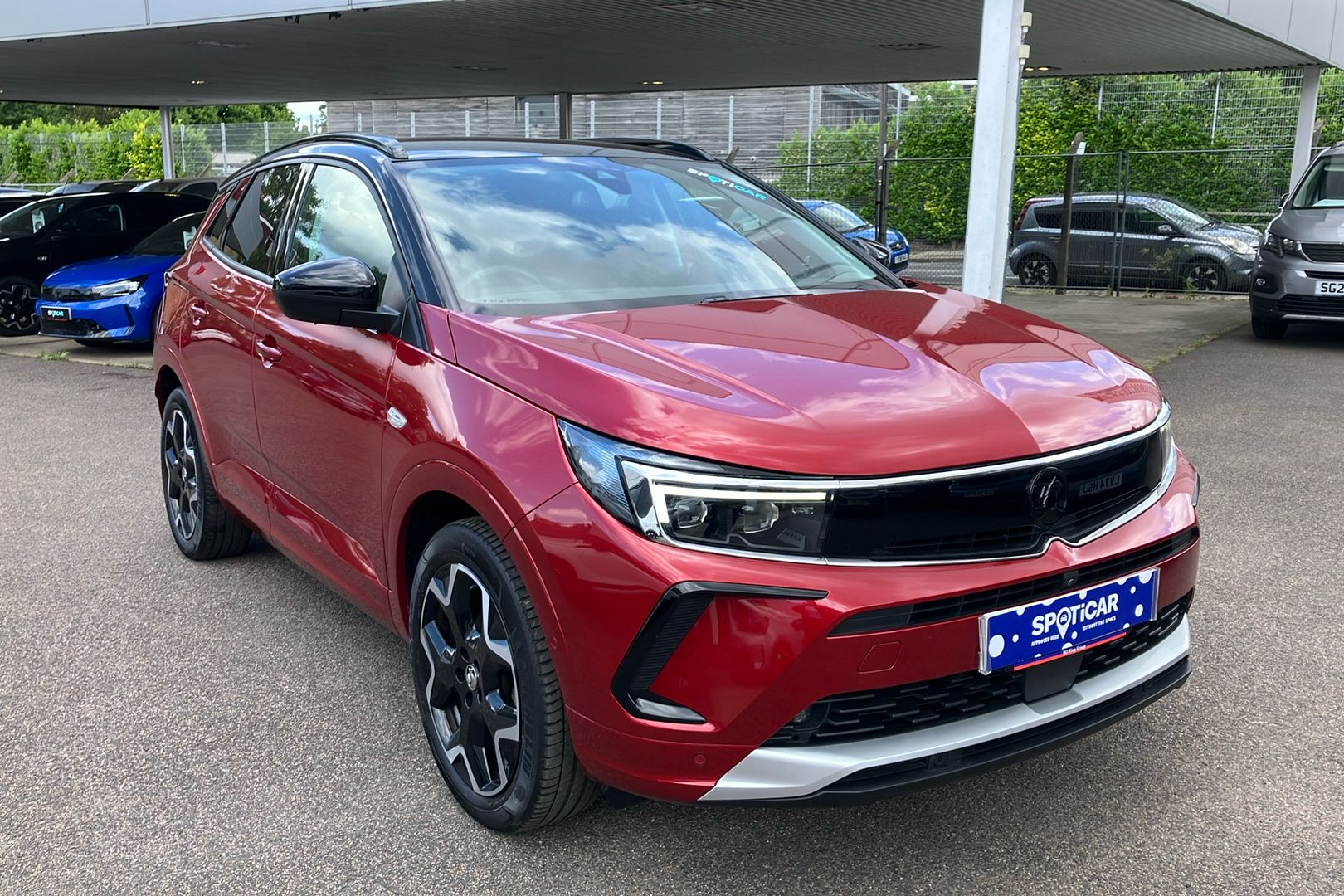 Main listing image - Vauxhall Grandland