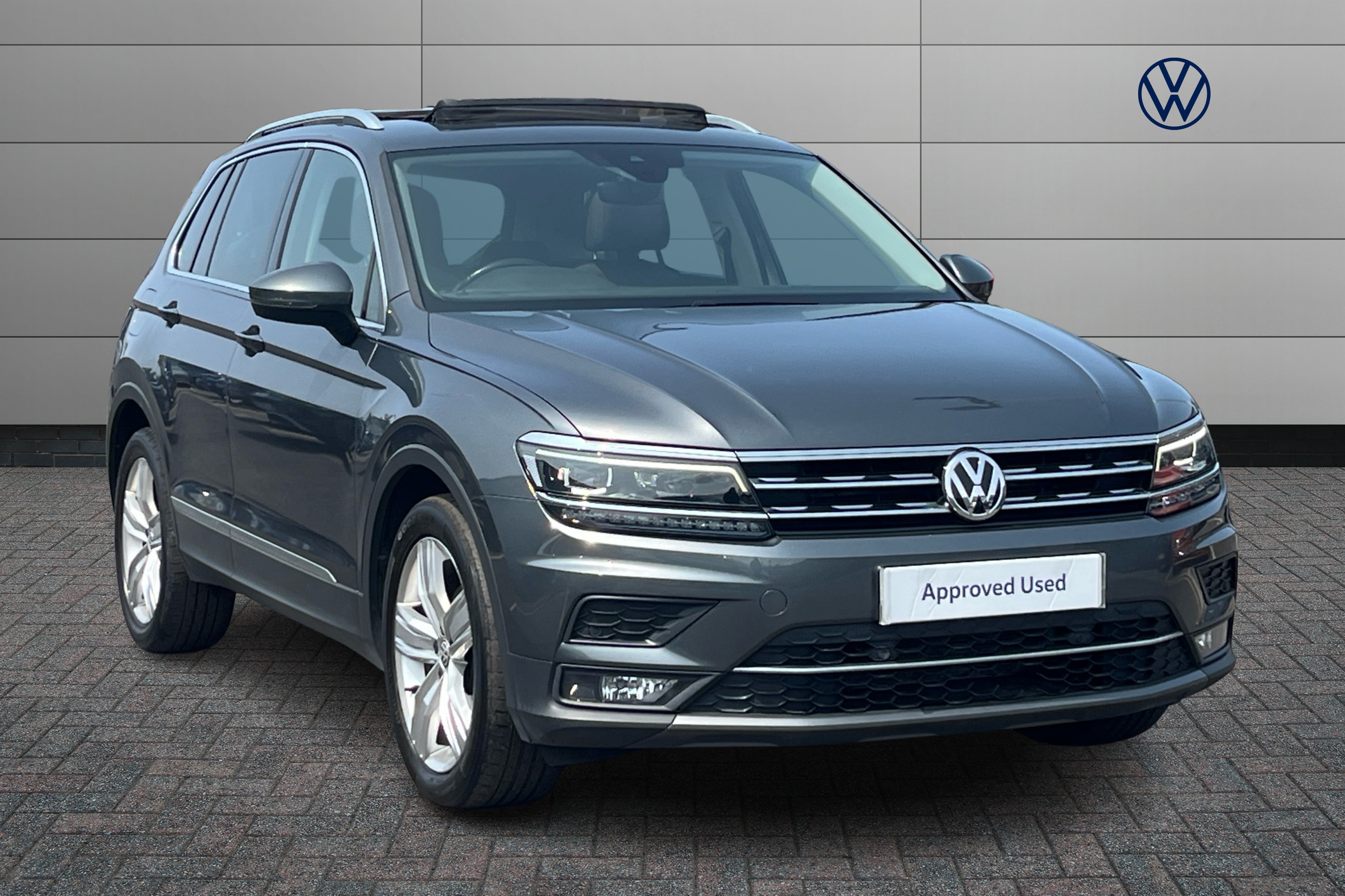 Main listing image - Volkswagen Tiguan