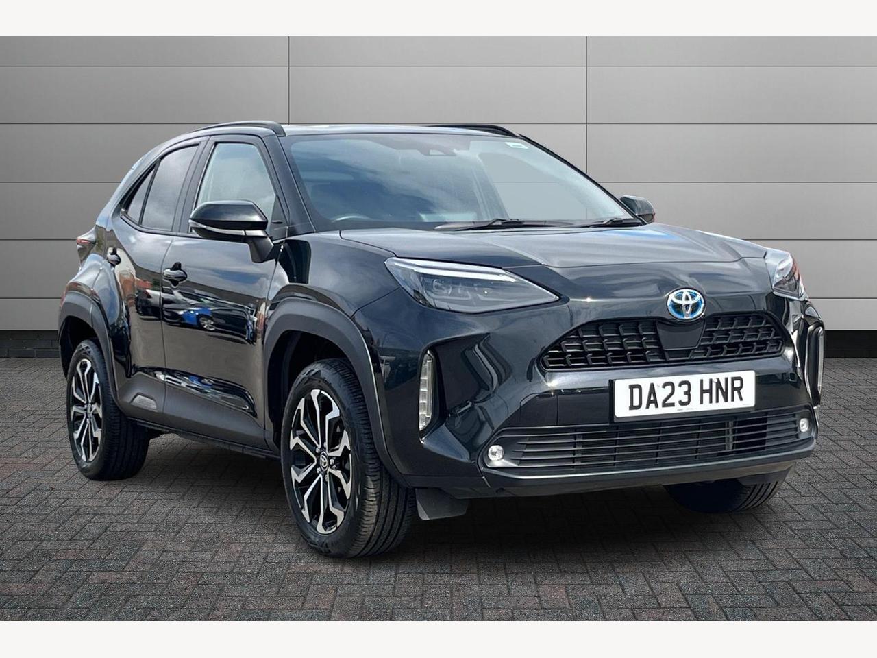 Main listing image - Toyota Yaris Cross