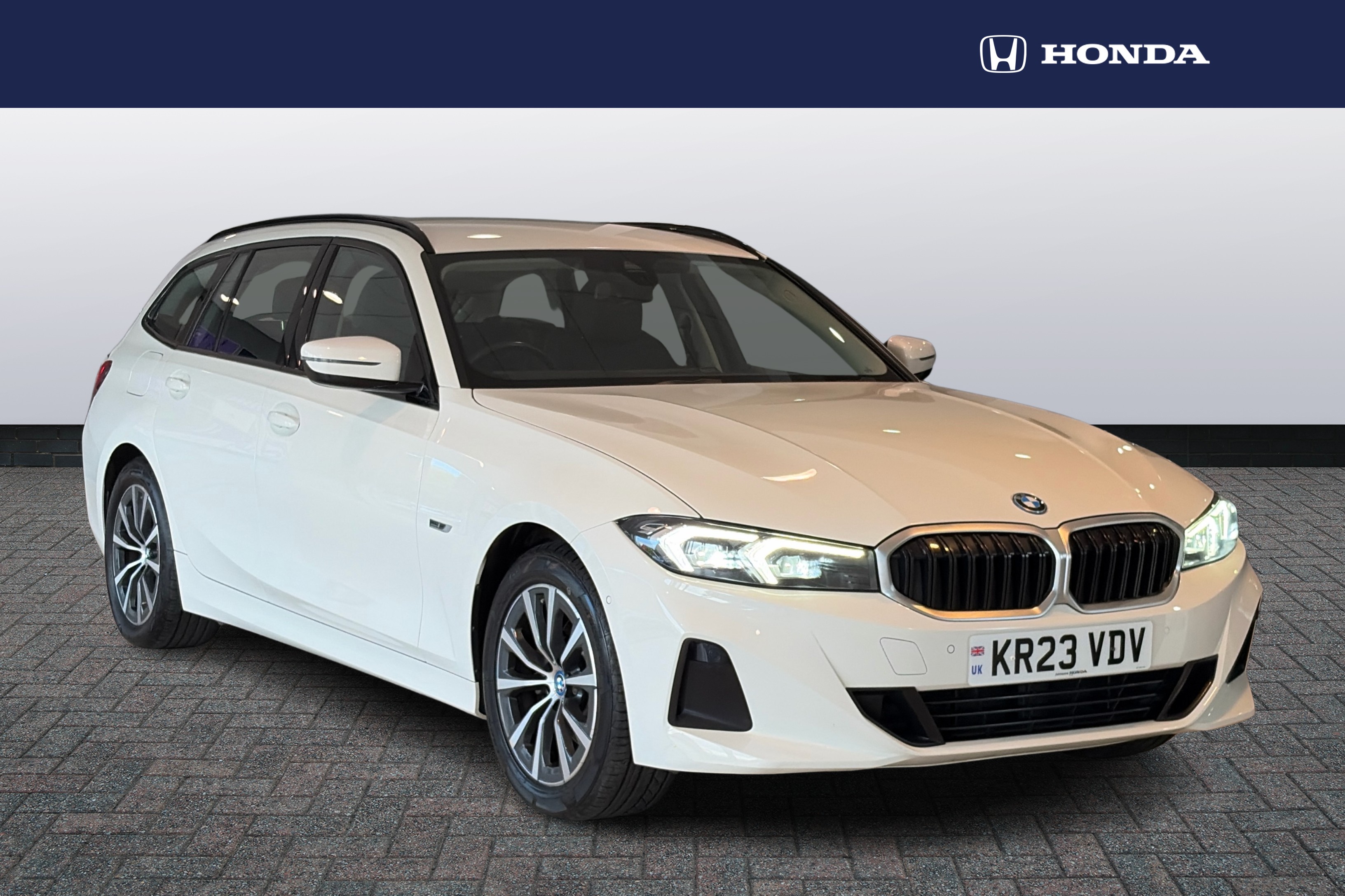 Main listing image - BMW 3 Series
