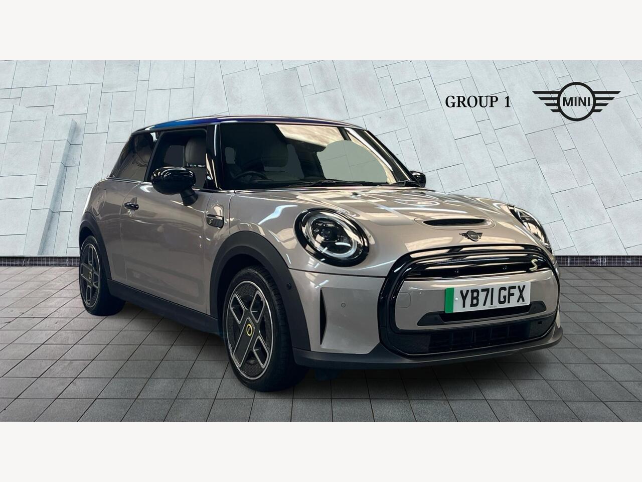 Main listing image - MINI Hatchback