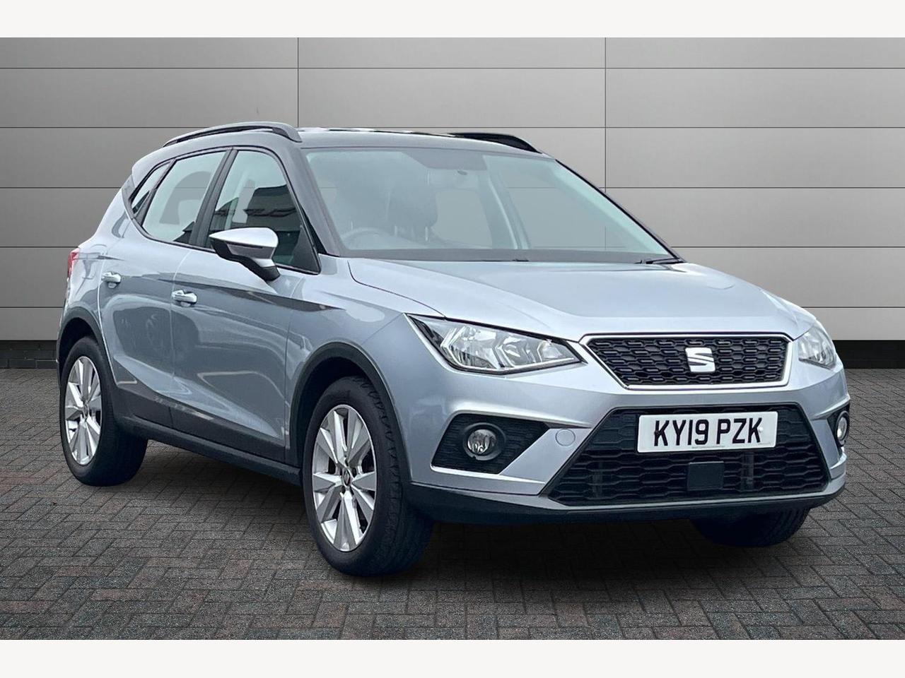 Main listing image - SEAT Arona