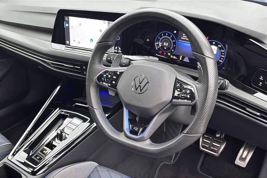 Main listing image - Volkswagen Golf Estate