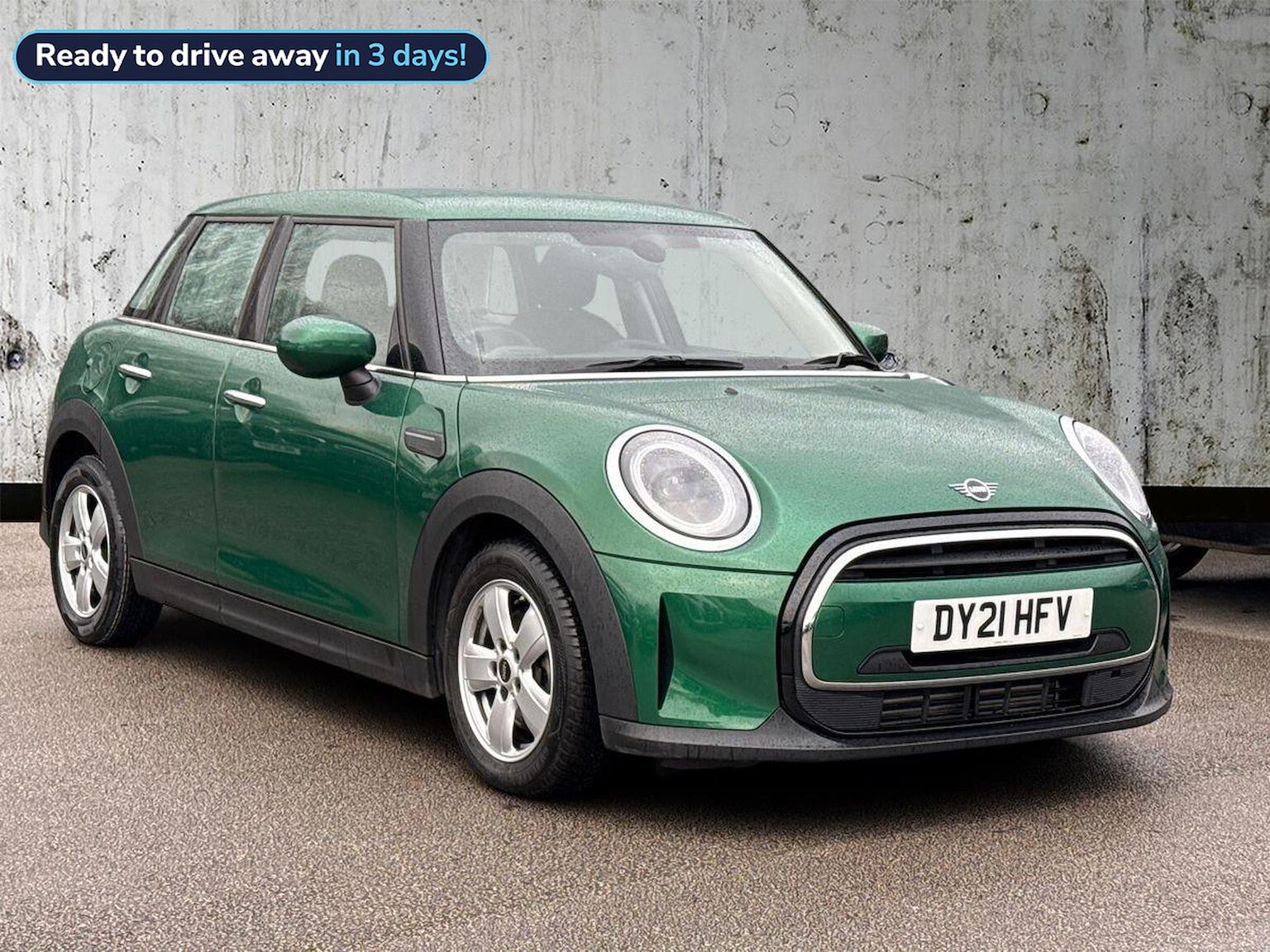 Main listing image - MINI Hatchback 5dr