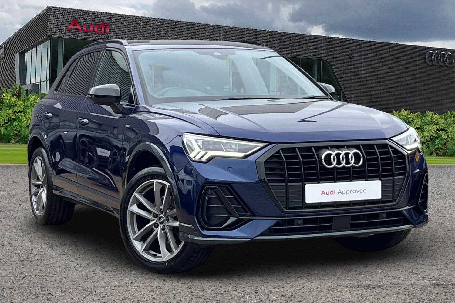 Main listing image - Audi Q3