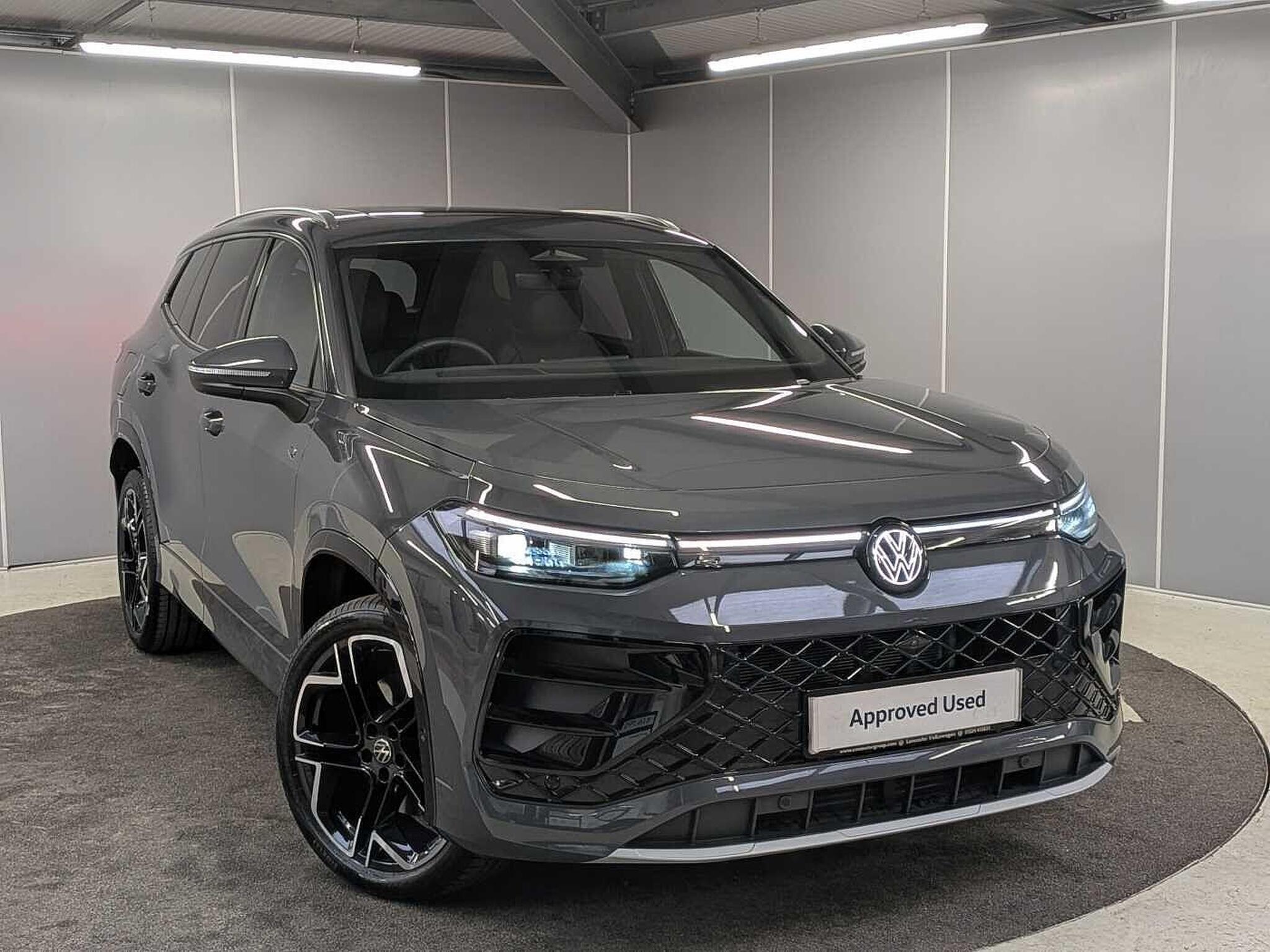 Main listing image - Volkswagen Tayron