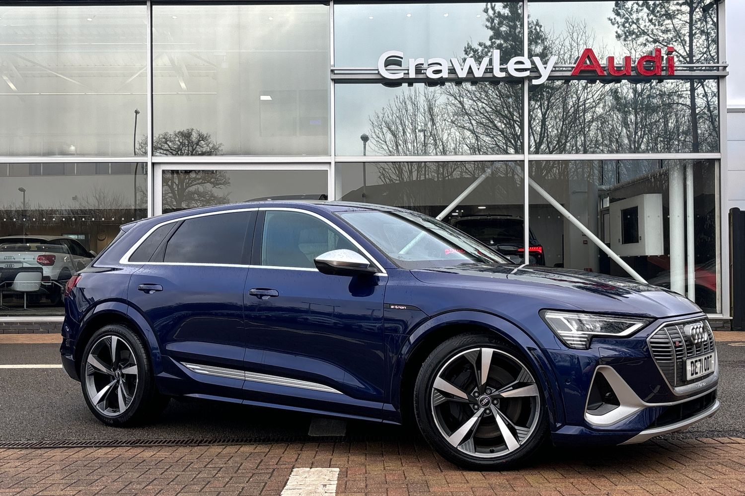 Main listing image - Audi e-tron S