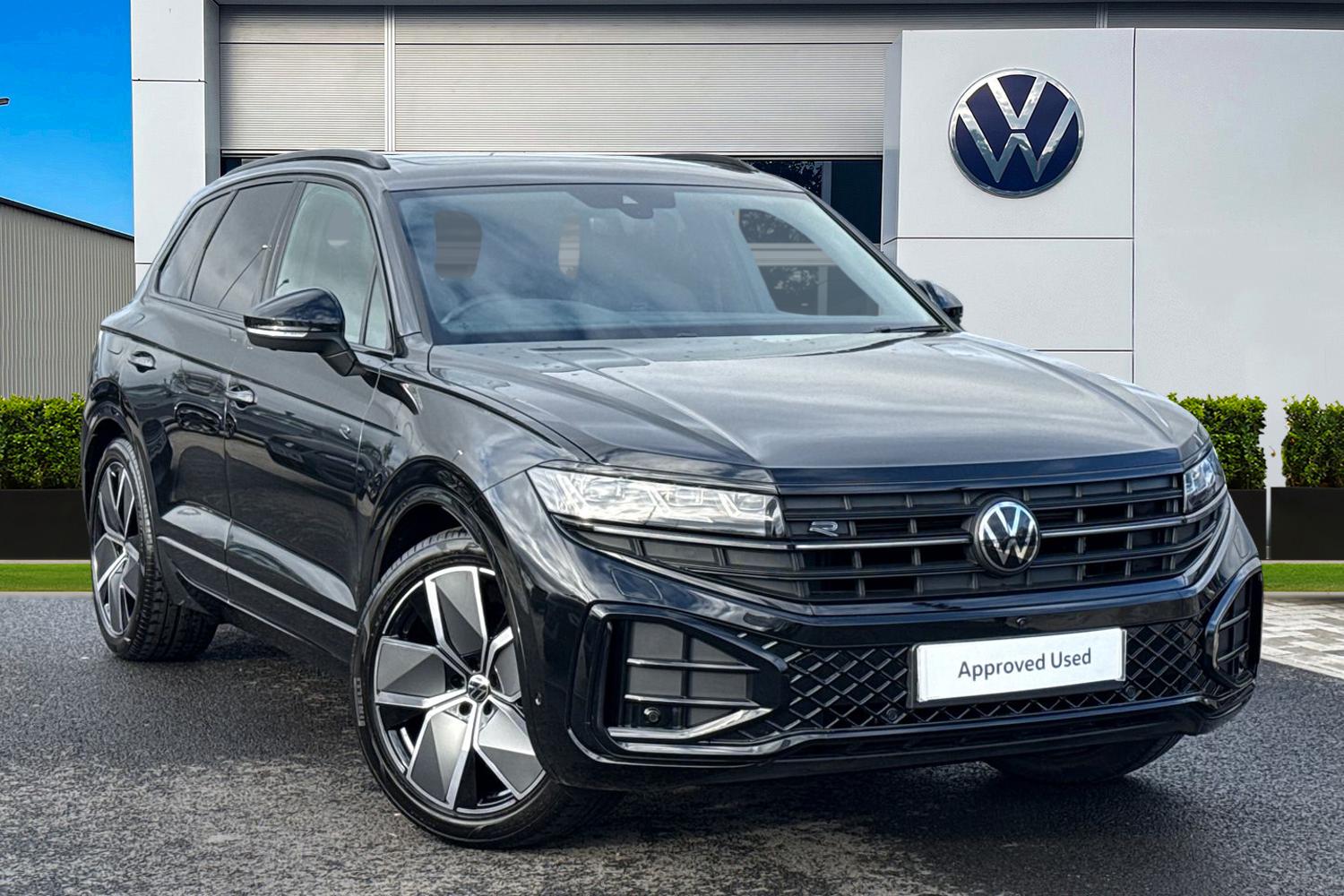 Main listing image - Volkswagen Touareg