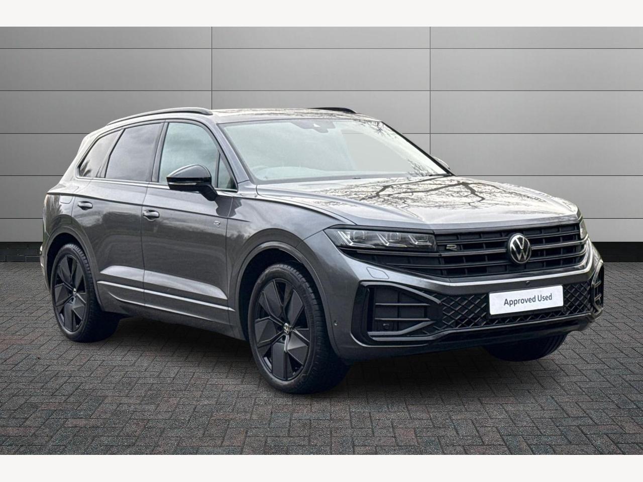 Main listing image - Volkswagen Touareg