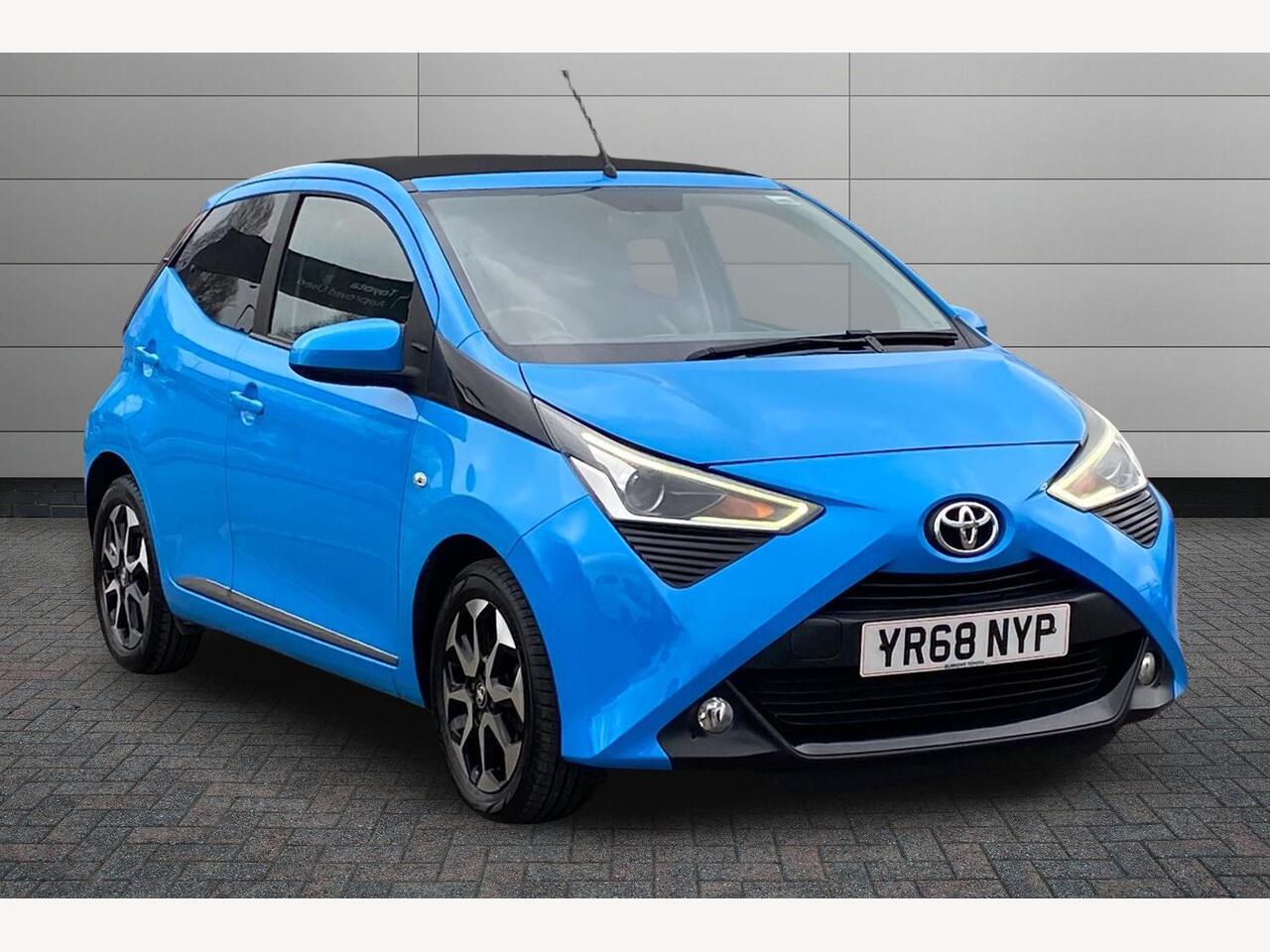 Main listing image - Toyota Aygo