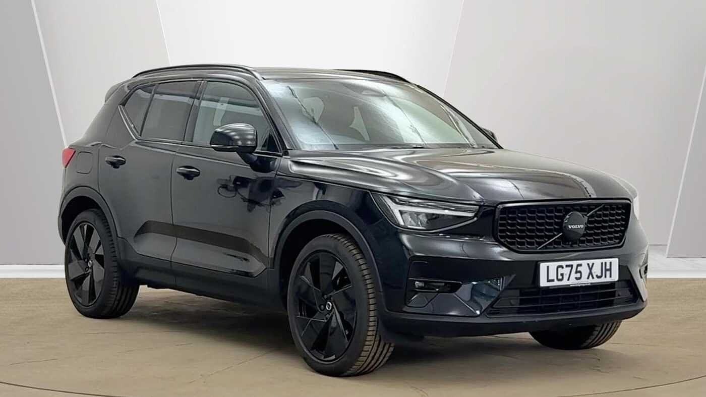 Main listing image - Volvo XC40
