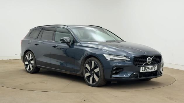 Main listing image - Volvo V60