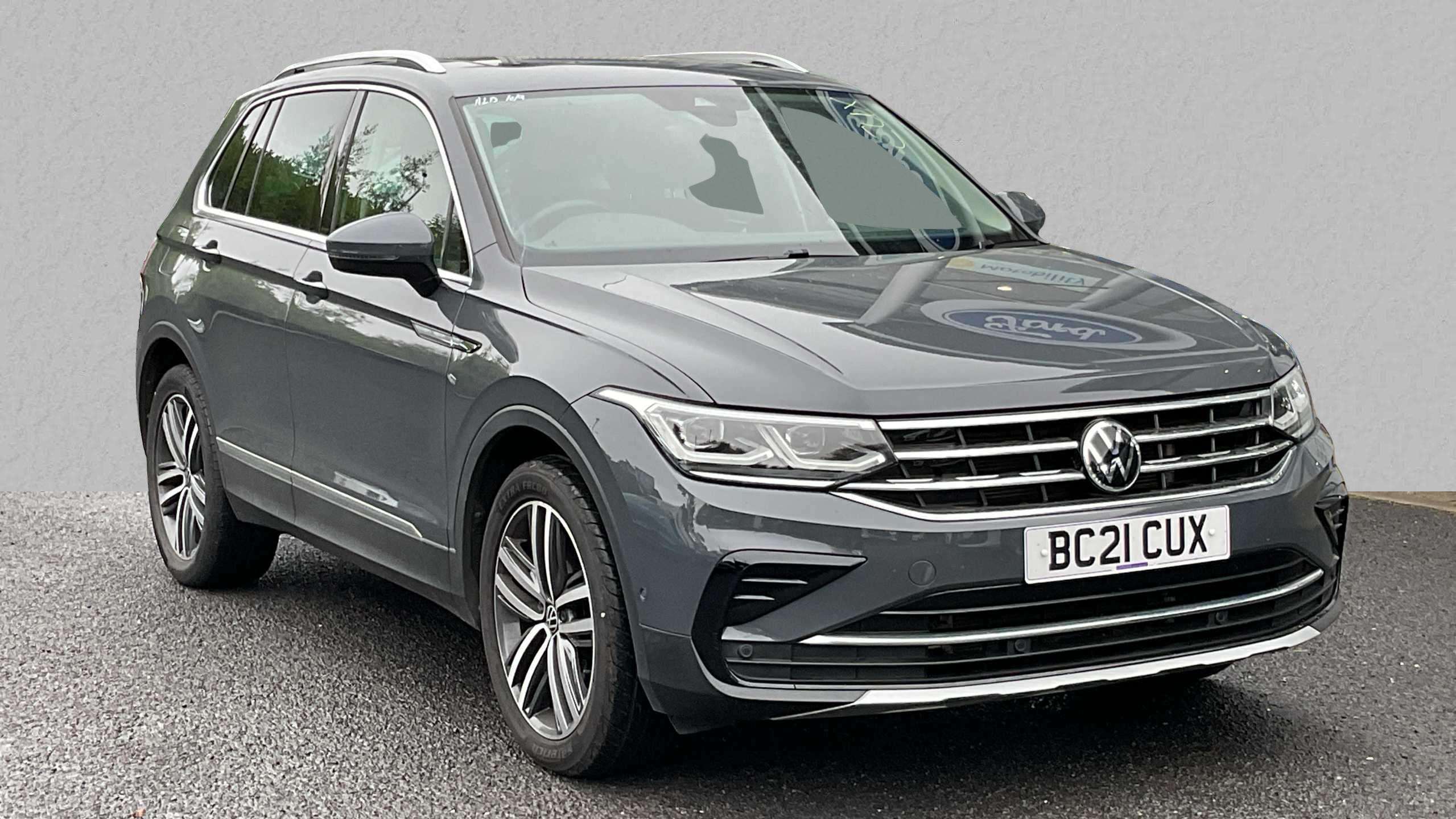 Main listing image - Volkswagen Tiguan