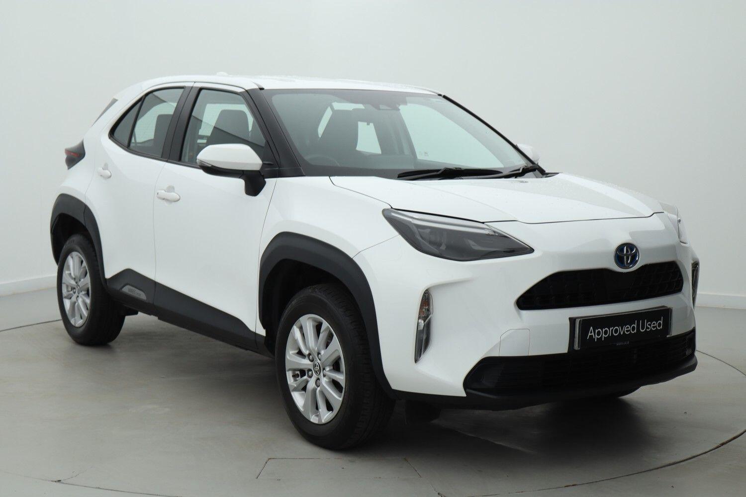 Main listing image - Toyota Yaris Cross