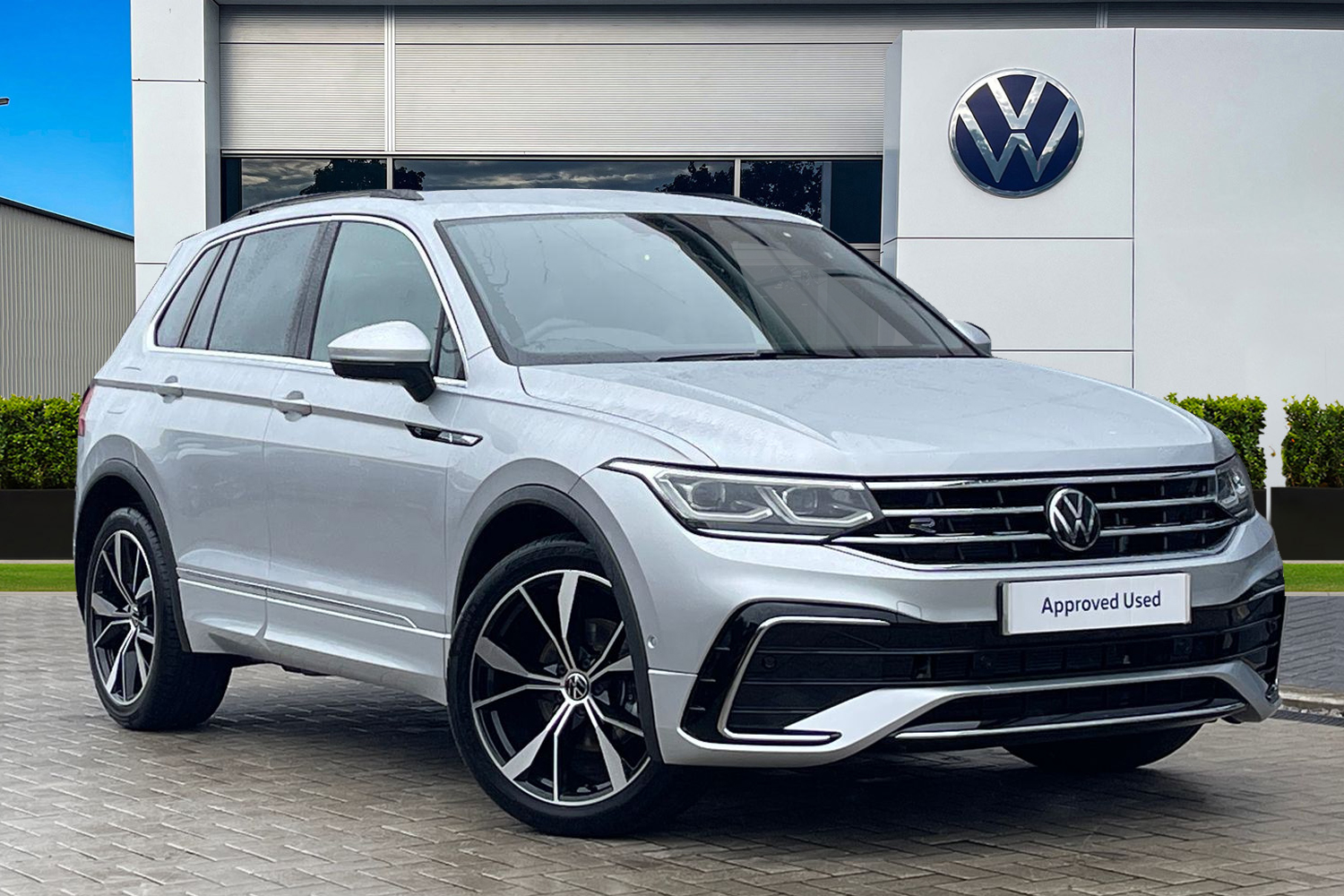 Main listing image - Volkswagen Tiguan