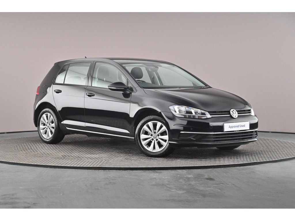 Main listing image - Volkswagen Golf